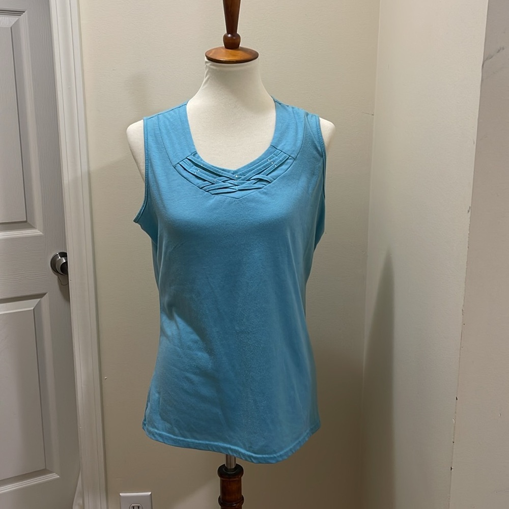 blue tank size medium